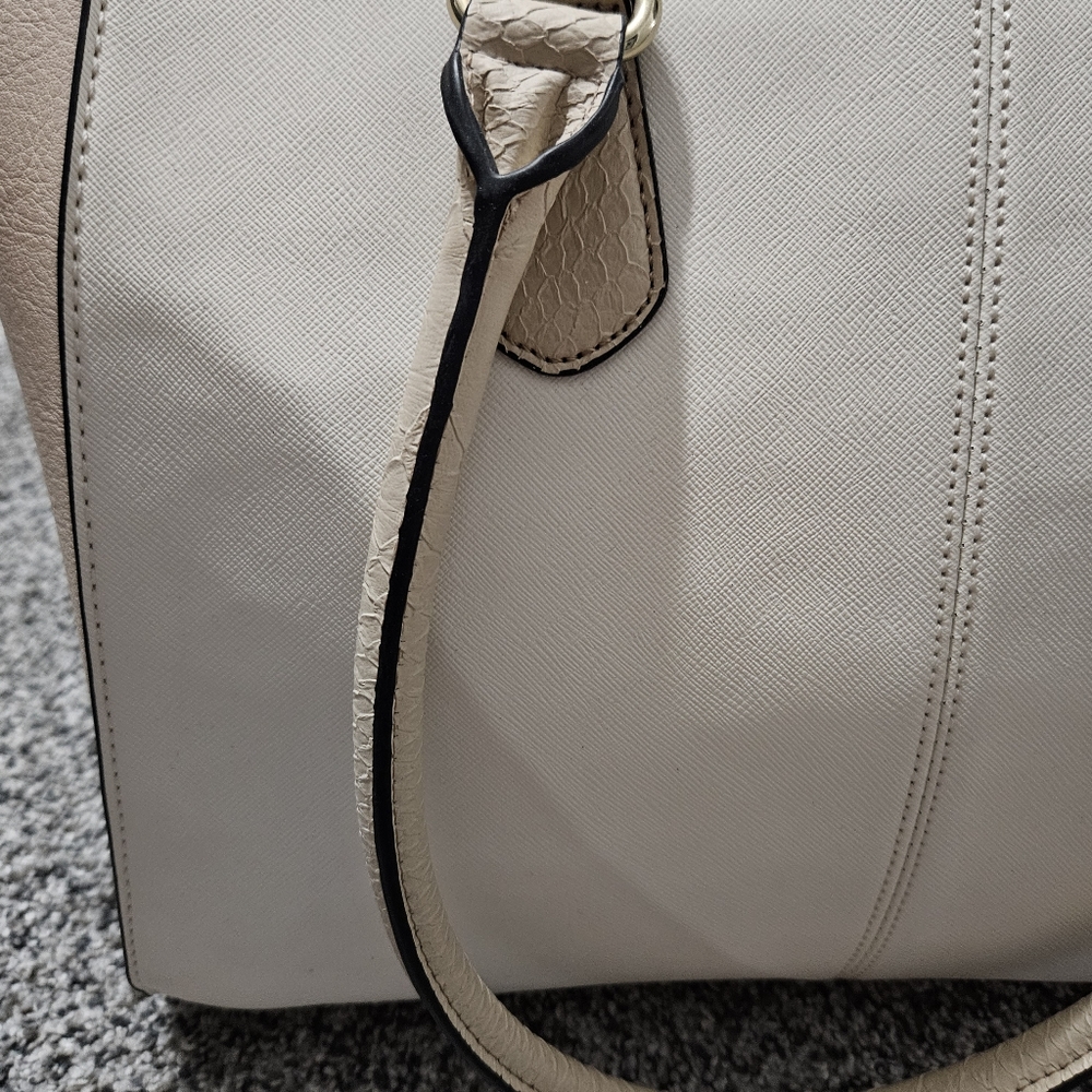 Mossimo Large Bag - Picture 15 of 16
